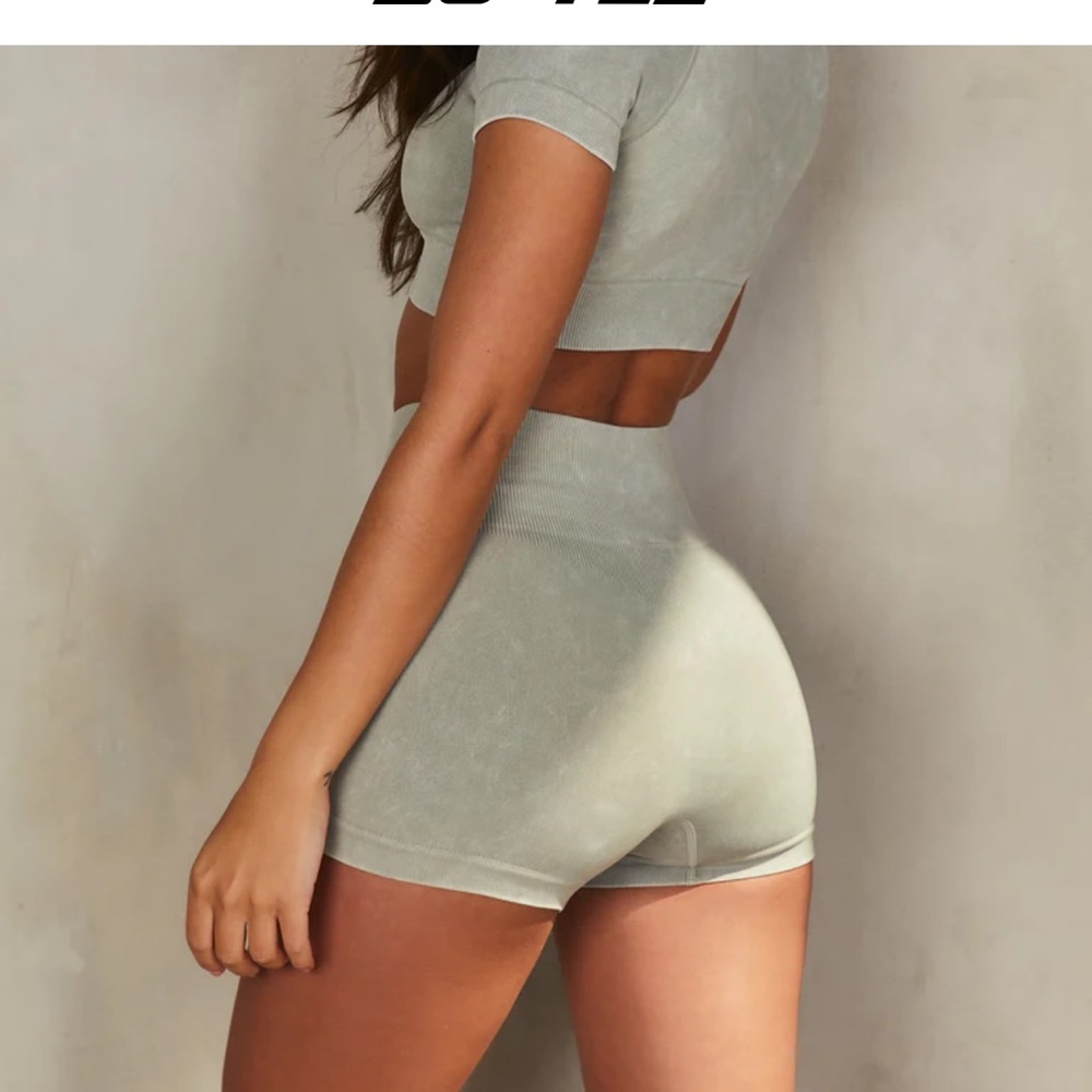 Bo+Tee Systematic Shorts